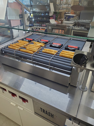 Convenience Store «7-Eleven», reviews and photos, 100 Clarendon Rd, Pacifica, CA 94044, USA