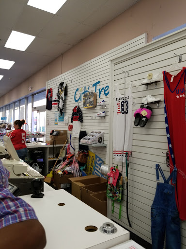 Clothing Store «Citi Trends», reviews and photos, 5093 Glencrossing Way, Cincinnati, OH 45238, USA