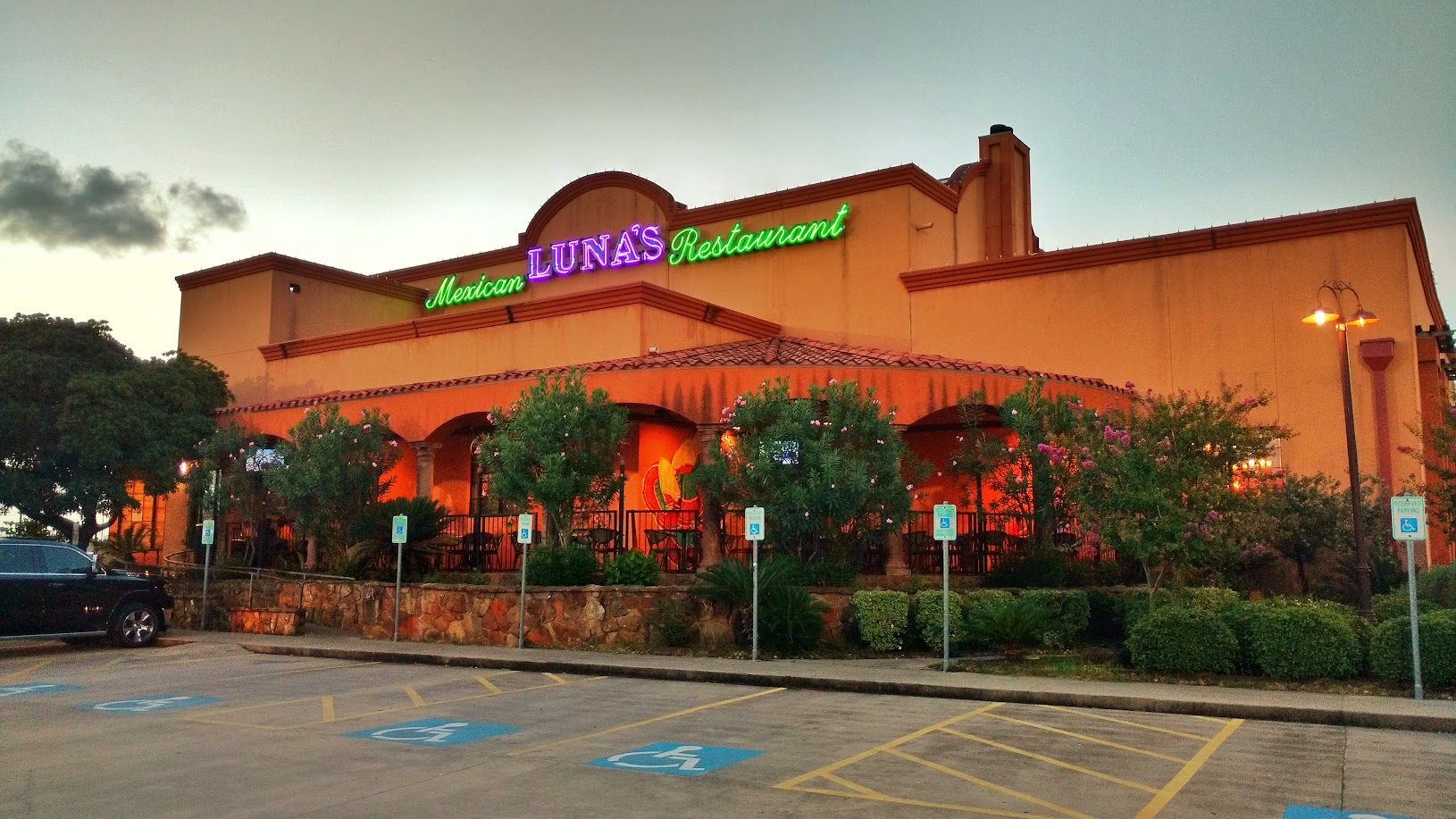 Luna's Mexican Restaurant