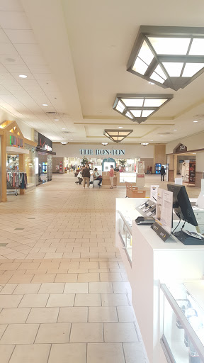 Shopping Mall «Wyoming Valley Mall», reviews and photos, 29 Wyoming Valley Mall, Wilkes-Barre, PA 18702, USA