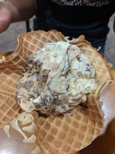 Ice Cream Shop «Cold Stone Creamery», reviews and photos, 5705 Richards Valley Rd, Ellicott City, MD 21043, USA