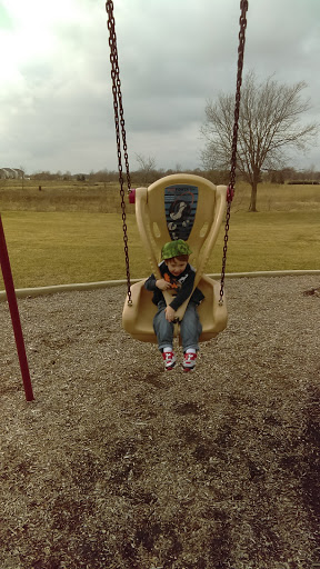 Park «Tuscany Trail Park», reviews and photos, 445 Grape Vine Trail, Oswego, IL 60543, USA