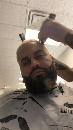 Barber Shop «Hair Genius Barber Shop / Salon», reviews and photos, 8121 Vineland Ave, Orlando, FL 32821, USA