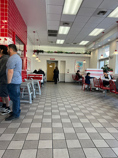 In-N-Out Burger image