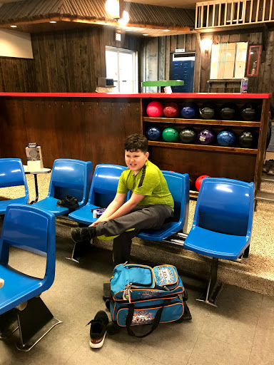 Bowling Alley «Bertrand Bowling Lanes Inc», reviews and photos, 2616 Washington St, Waukegan, IL 60085, USA