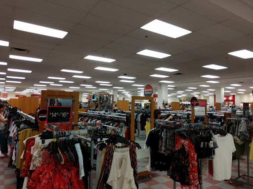 Department Store «T.J. Maxx», reviews and photos, 34 E Ridgewood Ave, Paramus, NJ 07652, USA