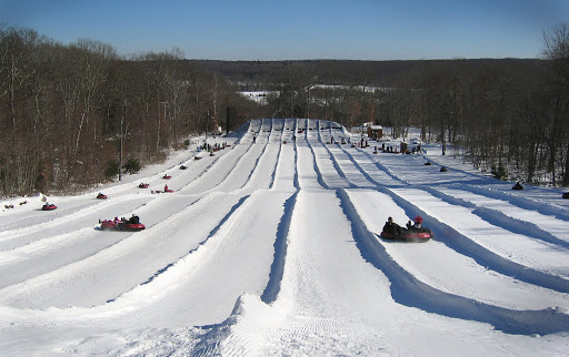 Yawgoo Valley Ski Area & Water Park