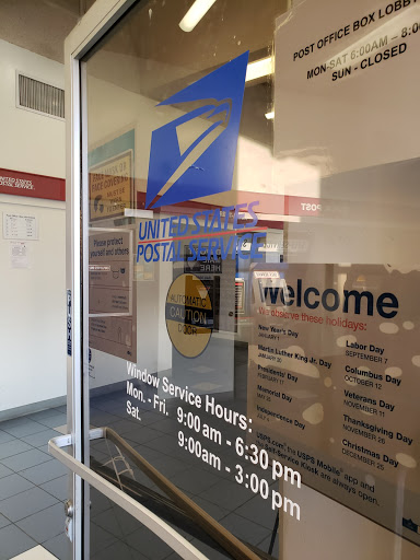 Post Office «United States Postal Service», reviews and photos, 2140 N Hollywood Way, Burbank, CA 91505, USA