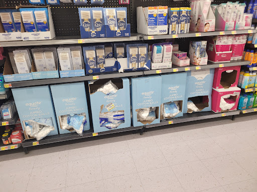 Supermarket «Walmart Neighborhood Market», reviews and photos, 941 Alamo Dr, Vacaville, CA 95687, USA