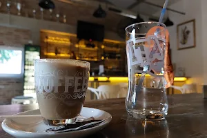 Caffe E’viva image