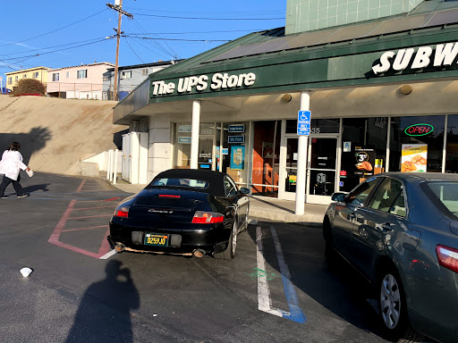 Shipping and Mailing Service «The UPS Store», reviews and photos, 2633 Lincoln Blvd, Santa Monica, CA 90405, USA