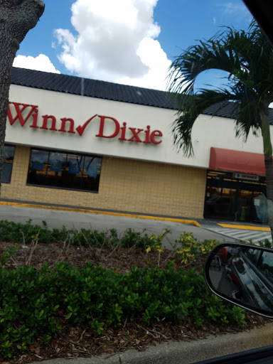Grocery Store «Winn-Dixie», reviews and photos, 4849 Golden Gate Pkwy, Naples, FL 34116, USA
