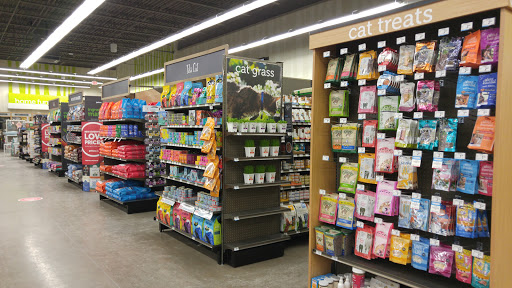 Pet Supply Store «Petco Animal Supplies», reviews and photos, 178 Township Blvd, Camillus, NY 13031, USA