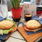 Photo n°5 de l'avis de Karin. fait le 19/05/2019 à 11:04 sur le  Bar al Porto S.N.C à Torri del Benaco