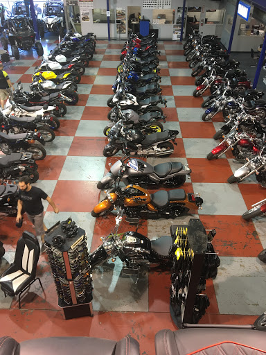 Motorcycle Dealer «RideNow Powersports Phoenix», reviews and photos, 17202 N Cave Creek Rd, Phoenix, AZ 85032, USA