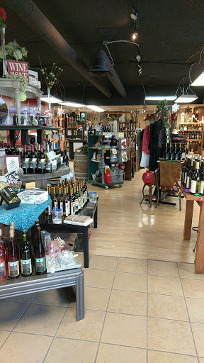 Wine Store «Wines of Iowa», reviews and photos, 234 5th St, West Des Moines, IA 50265, USA