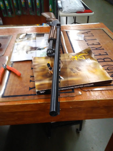 Fishing Store «Green Top Sporting Goods, Corporation.», reviews and photos, 10150 Lakeridge Pkwy, Ashland, VA 23005, USA