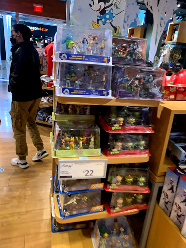 Toy Store «Disney Store», reviews and photos, 536 Southcenter Mall, Tukwila, WA 98188, USA