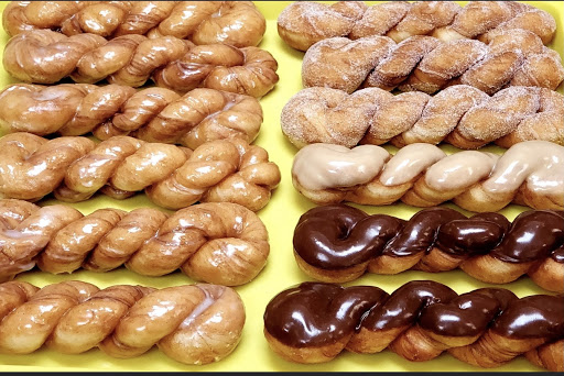 Donut Shop «Pop Donuts», reviews and photos, 297 Andover St, Lawrence, MA 01843, USA