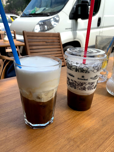 Opinii despre Little Irish cafe în Budapest - Kávézó