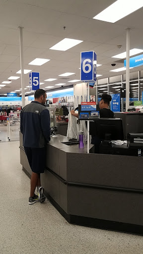 Clothing Store «Ross Dress for Less», reviews and photos, 110 Perimeter Center Pl, Dunwoody, GA 30346, USA