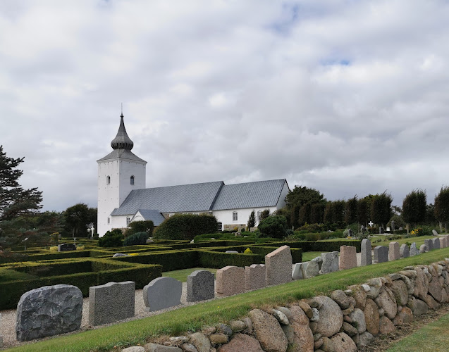 Anmeldelser af Bøvling Kirke i Lemvig - Kirke