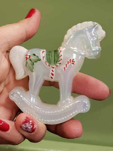 Thrift Store «Hand to Hand Thrift Store», reviews and photos, 785 Terryville Ave, Bristol, CT 06010, USA