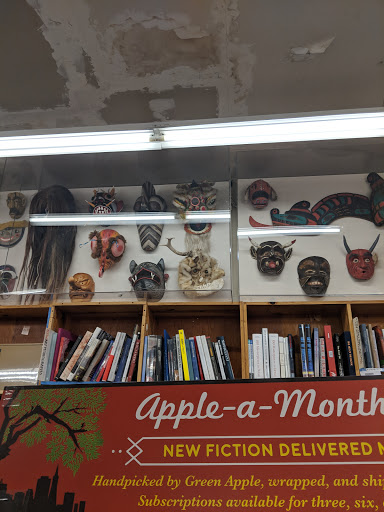 Book Store «Green Apple Books», reviews and photos, 506 Clement St, San Francisco, CA 94118, USA