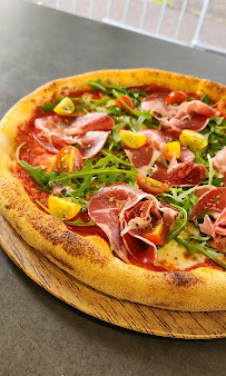 Pizza du Pizzas à emporter L'Oliv' Pizza à Décines-Charpieu - n°4