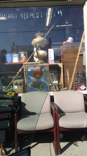 General Store «T & E General Store», reviews and photos, 110 S Maple St, Yamhill, OR 97148, USA