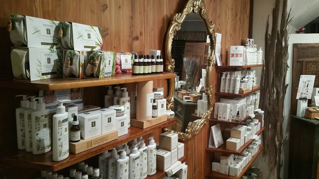 Bliss Salon 95003