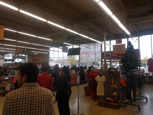 Thrift Store «Thrift Town», reviews and photos, 410 El Camino Ave, Sacramento, CA 95815, USA