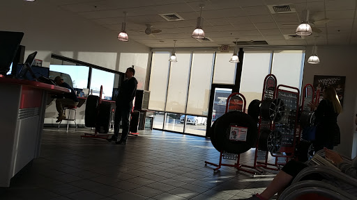 Tire Shop «Discount Tire Store - Roanoke, TX», reviews and photos, 1330 US-377, Roanoke, TX 76262, USA
