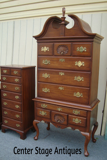 Antique Furniture Store «Center Stage Antiques», reviews and photos, 41 King St, Mt Holly, NJ 08060, USA