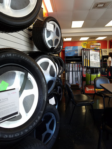 Tire Shop «Tires Plus», reviews and photos, 14411 Biscayne Blvd, North Miami Beach, FL 33181, USA