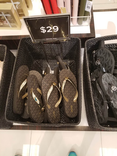 Outlet Mall «Tanger Outlet Locust Grove», reviews and photos, 1000 Tanger Dr, Locust Grove, GA 30248, USA