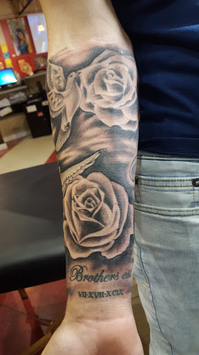 Tattoo Shop «Pork Chop», reviews and photos, 1356 James Jones Ave, Florence, SC 29505, USA