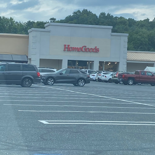 Department Store «HomeGoods», reviews and photos, 431 N Main St, East Longmeadow, MA 01028, USA