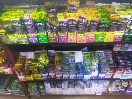 E-commerce Service «Smoke Shop», reviews and photos, 3363 Auburn Rd, Auburn Hills, MI 48326, USA