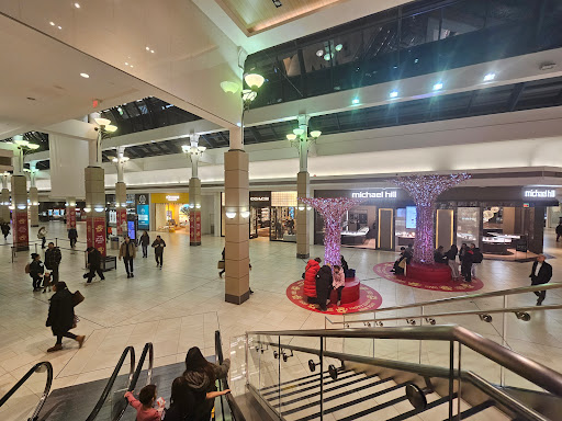 CF Richmond Centre