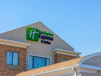 Holiday Inn Express & Suites Kinston, an IHG Hotel