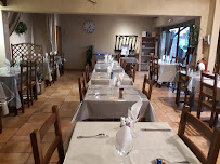 Atmosphère du Restaurant Chez tante Berthe à Alès - n°1