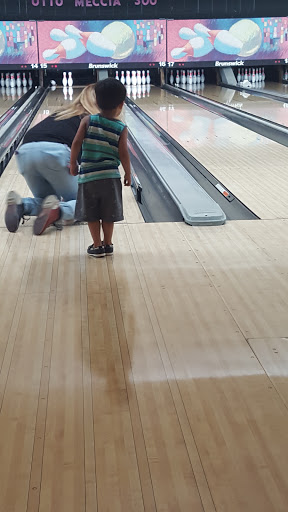 Bowling Alley «Rolling Lanes», reviews and photos, 6301 Joliet Rd, Countryside, IL 60525, USA