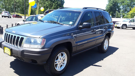 Used Car Dealer «Auto Outlet, Carfax Certified Auto Sales/Financing», reviews and photos, 496 Lancaster Dr SE, Salem, OR 97317, USA