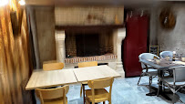 Atmosphère du Restaurant La Taverne des Vikings à Saint-Georges-du-Vièvre - n°3