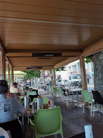 Atmosphère du Restaurant Le capri chez gigi à Vallauris - n°4