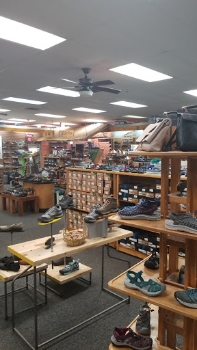 Shoe Store «Sound Feet Shoes», reviews and photos, 4711 S Croatan Hwy # 10, Nags Head, NC 27959, USA