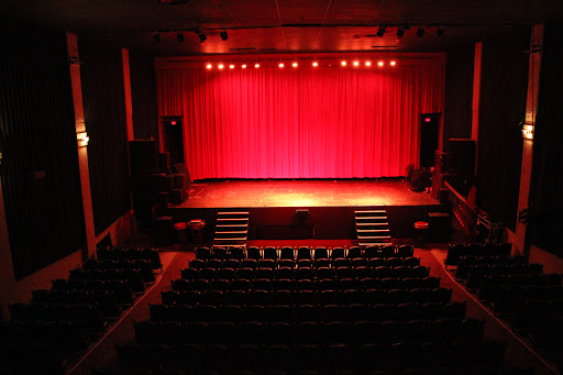 Amateur theaters in Vancouver