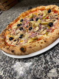 Pizza du Pizzeria Fais ta Pizz' à Sèvres - n°19