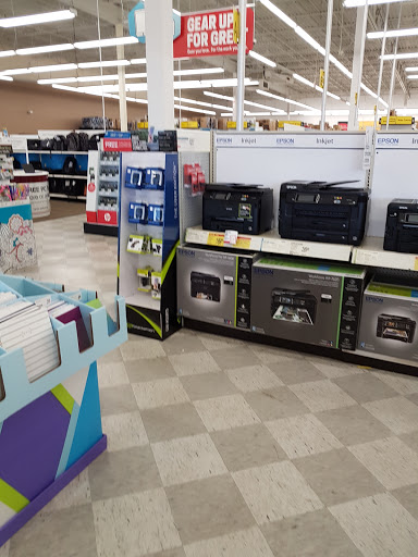 Office Supply Store «OfficeMax», reviews and photos, 5801 Mercury Dr, Dearborn, MI 48126, USA